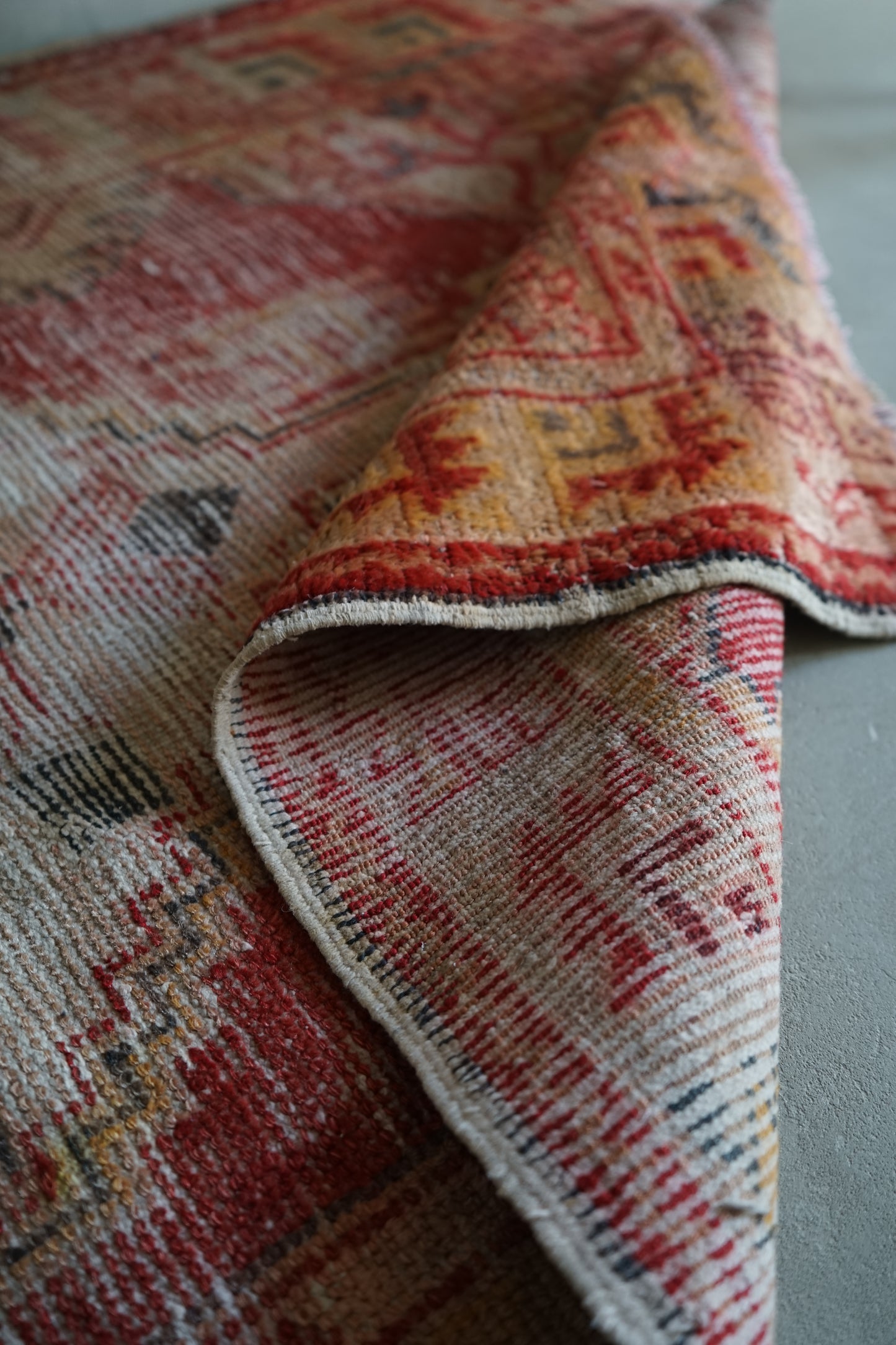 TURKEY VINTAGE SMALL RUG ANATORIA RED 114 × 94 cm No.TR25189