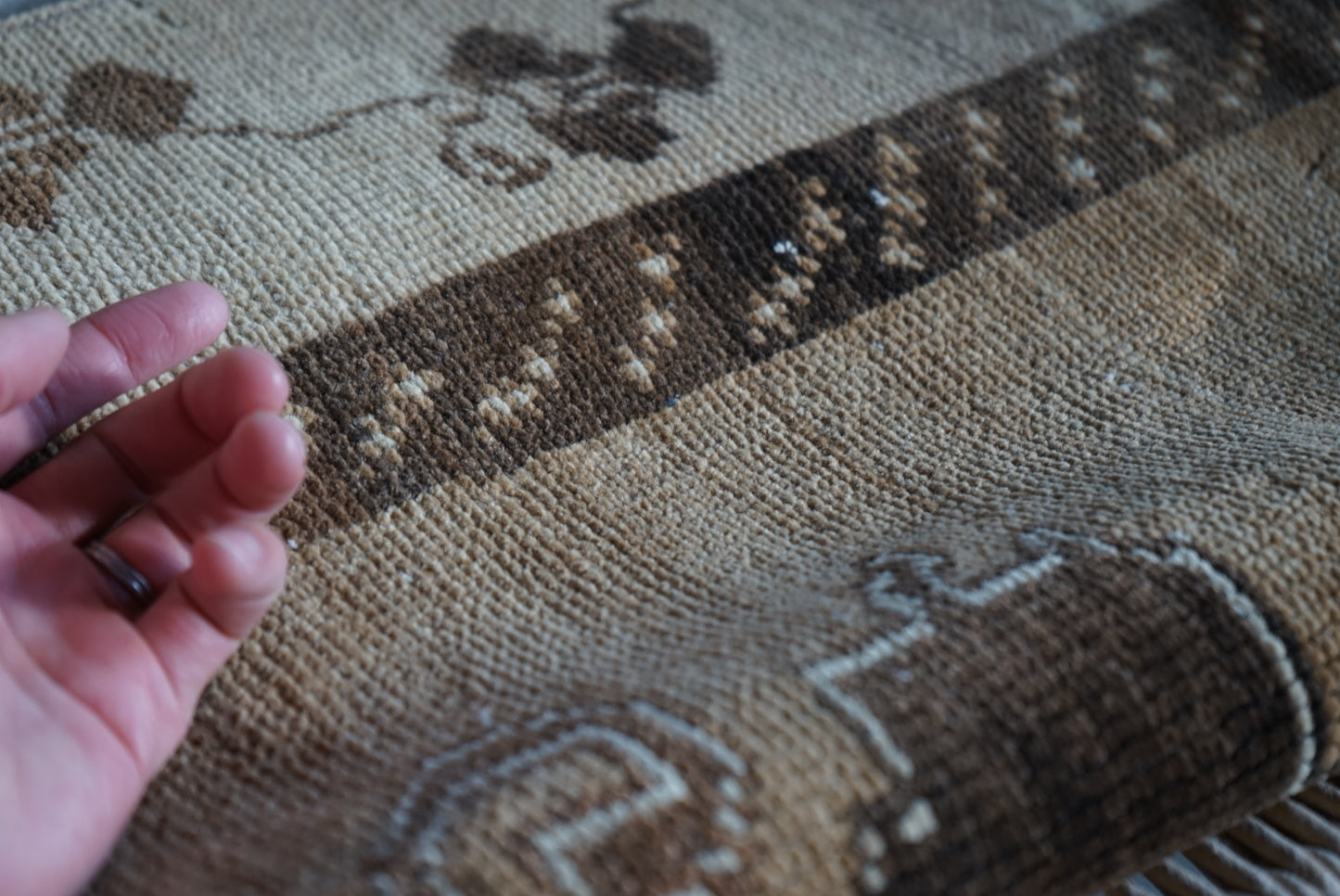 Türkiye Old Isparta Milk Coffee Color Small size 1980年代 115 × 47 cm No.TR25240