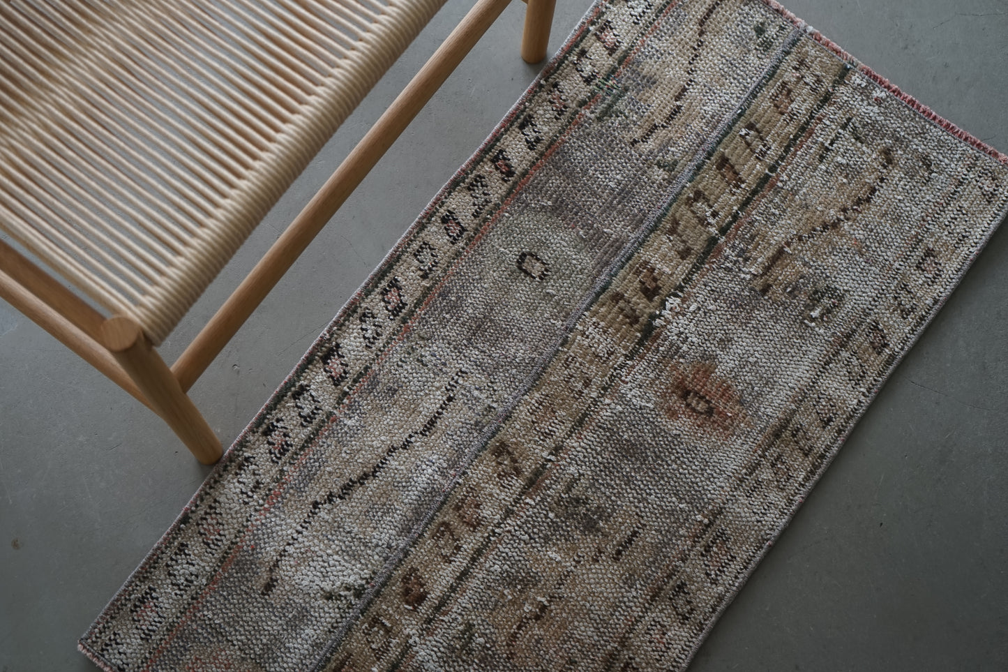 TURKEY VINTAGE SMALL GRAY RUG 100 × 51 cm No.TR25172