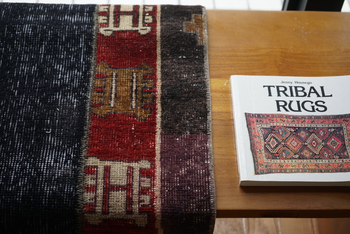 Türkiye Old Oushak Black , Red Patchwork Runner 1970年代 109 × 61.5 cm No.TR25421