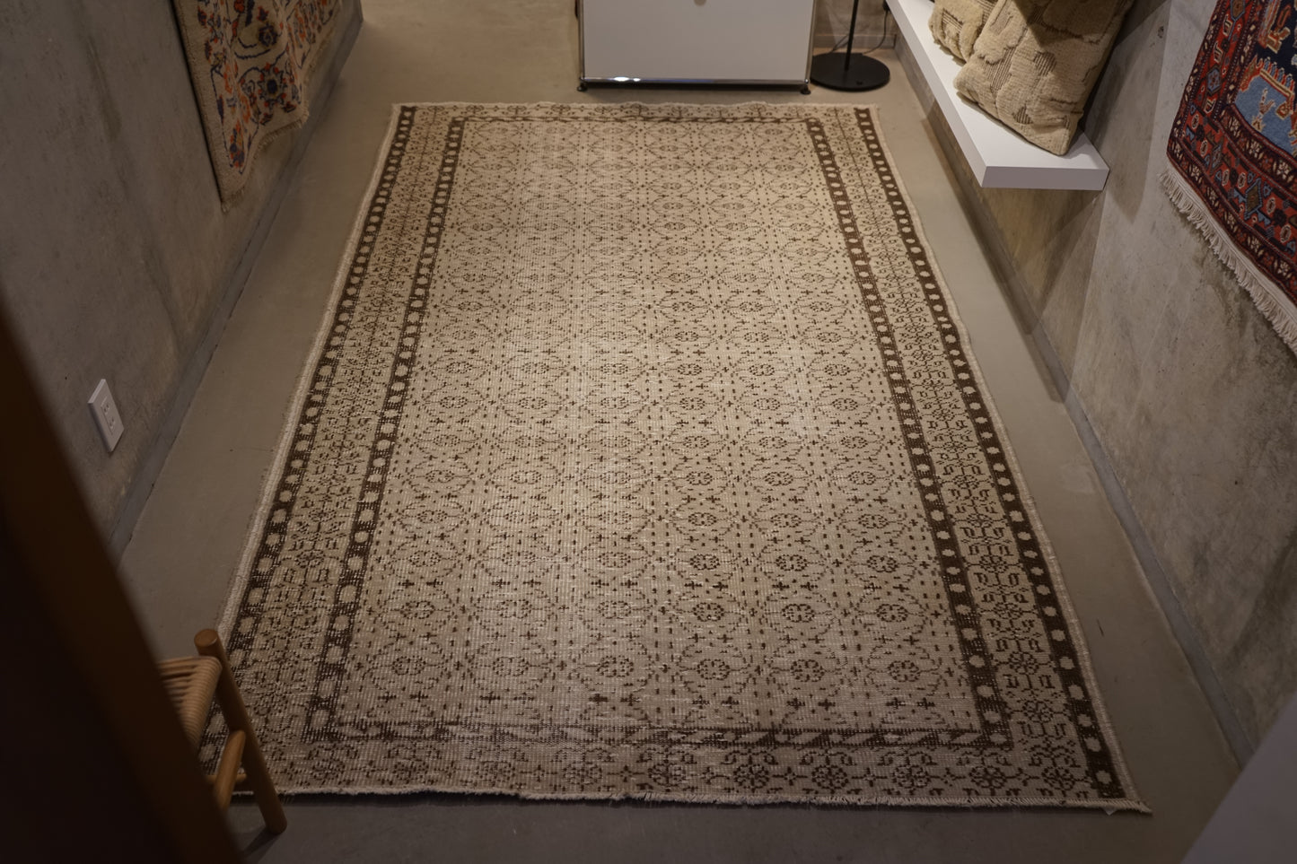 Türkiye Old Isparta Beige 1970年代 250 × 157 cm No.TR25227