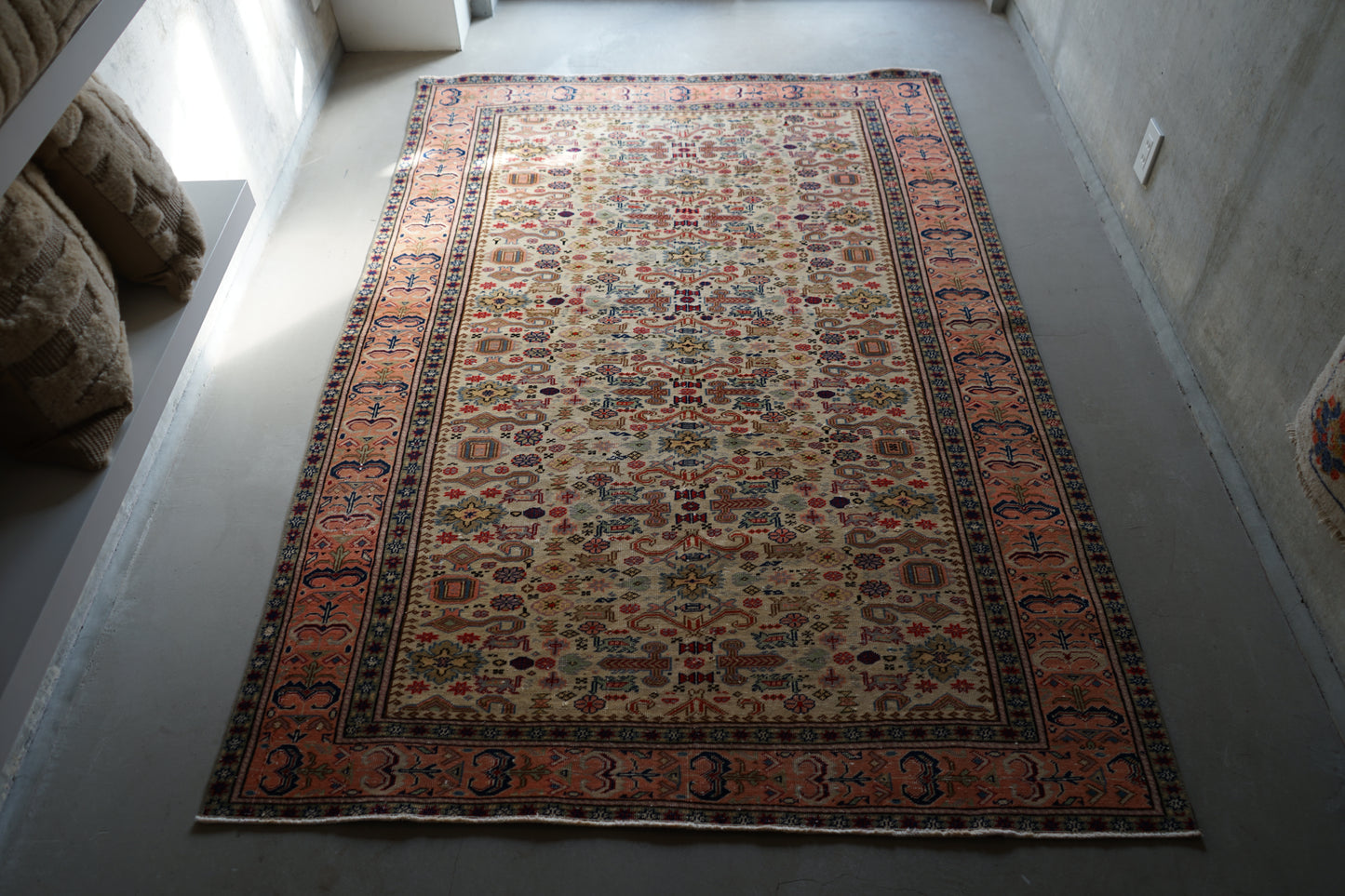 TURKEY OLD KAYSERI PINK 1950-1960年代 212 × 145 cm No.TR25190