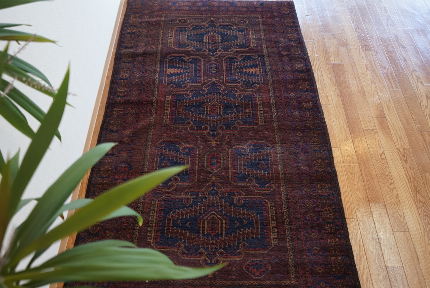 Afghanistan Old Baluch DarkBrown 1975年代 213 × 123.5 cm No.AF2527