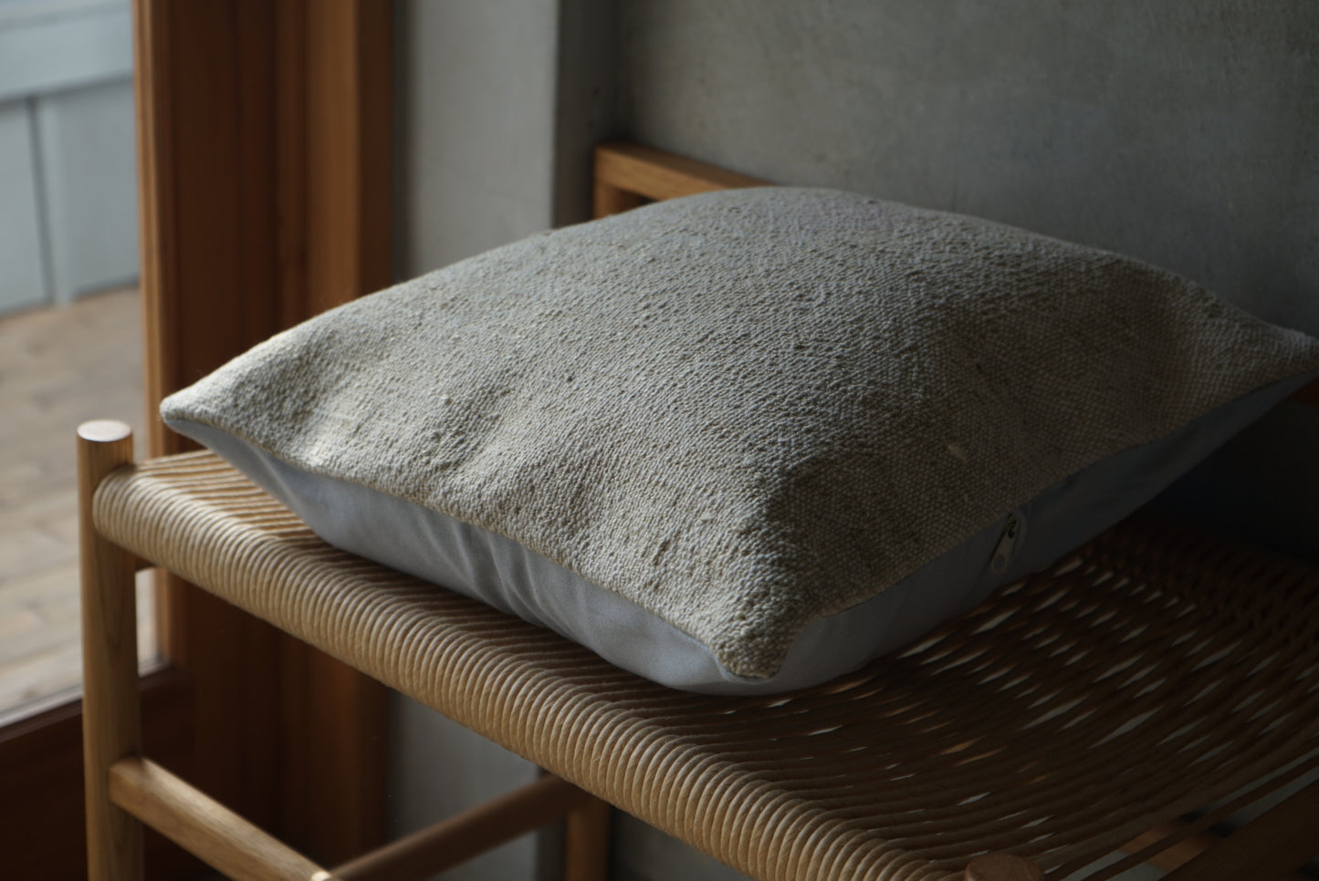 Türkiye Old Kilim Cushion Cover Ivory 40 × 40 cm No.TR25344