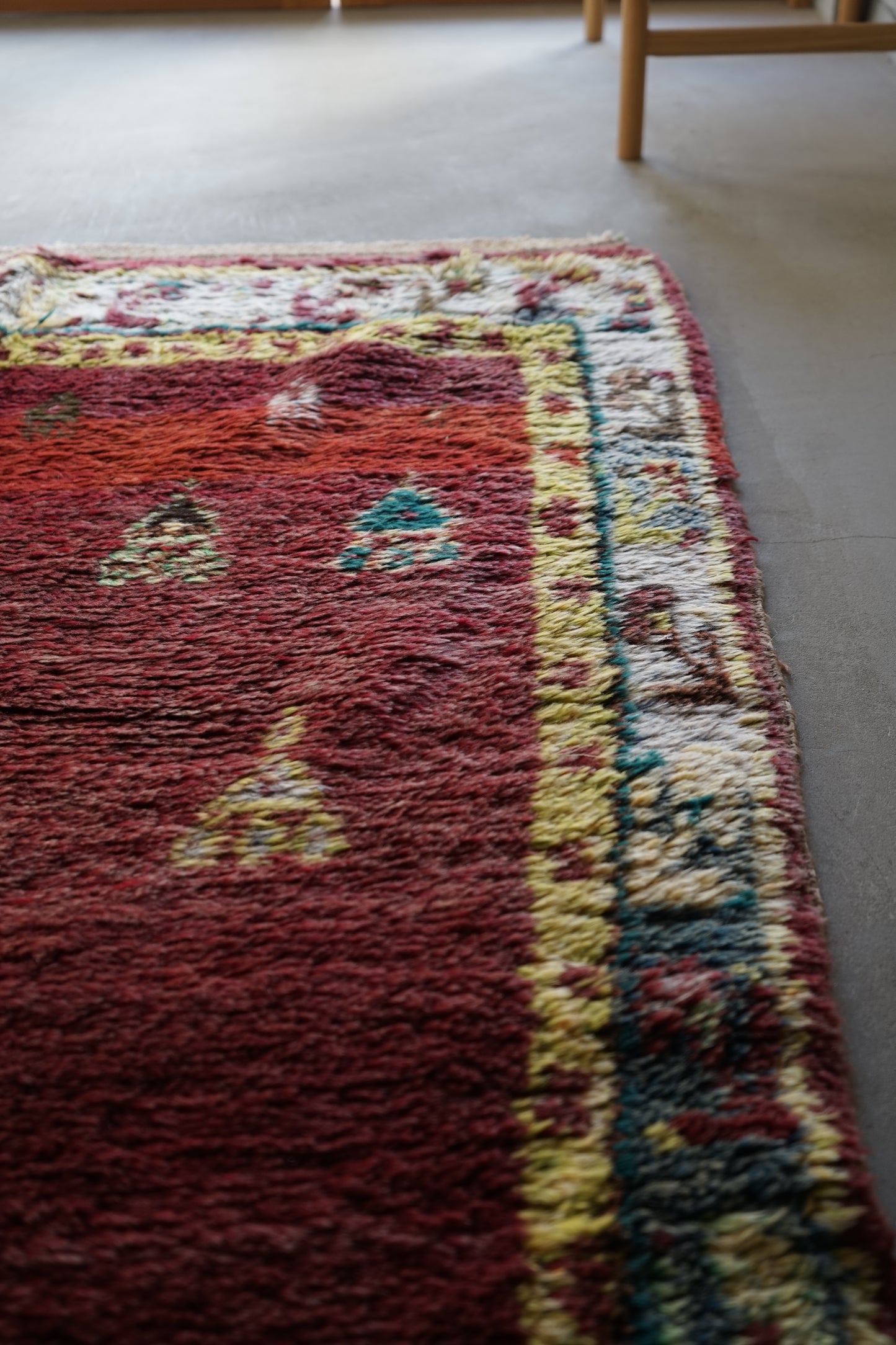 TRIBAL RUG TURKEY OLD OUSHAK 1965年代 154 × 133 cm No.TR25193