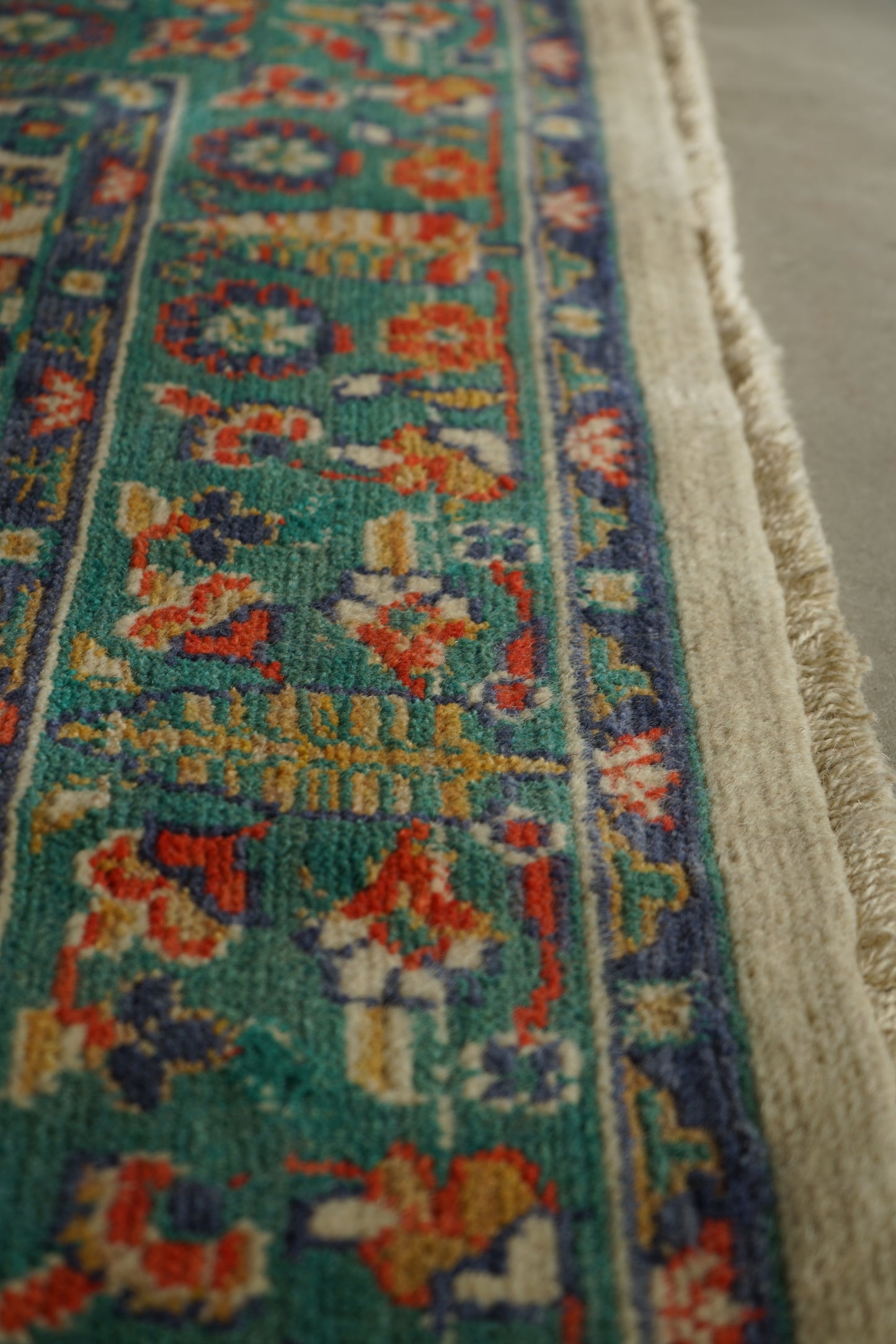 店頭販売 ÉTRETAT ORIGINAL IRAN BAKHTIARI 190 × 140 cm