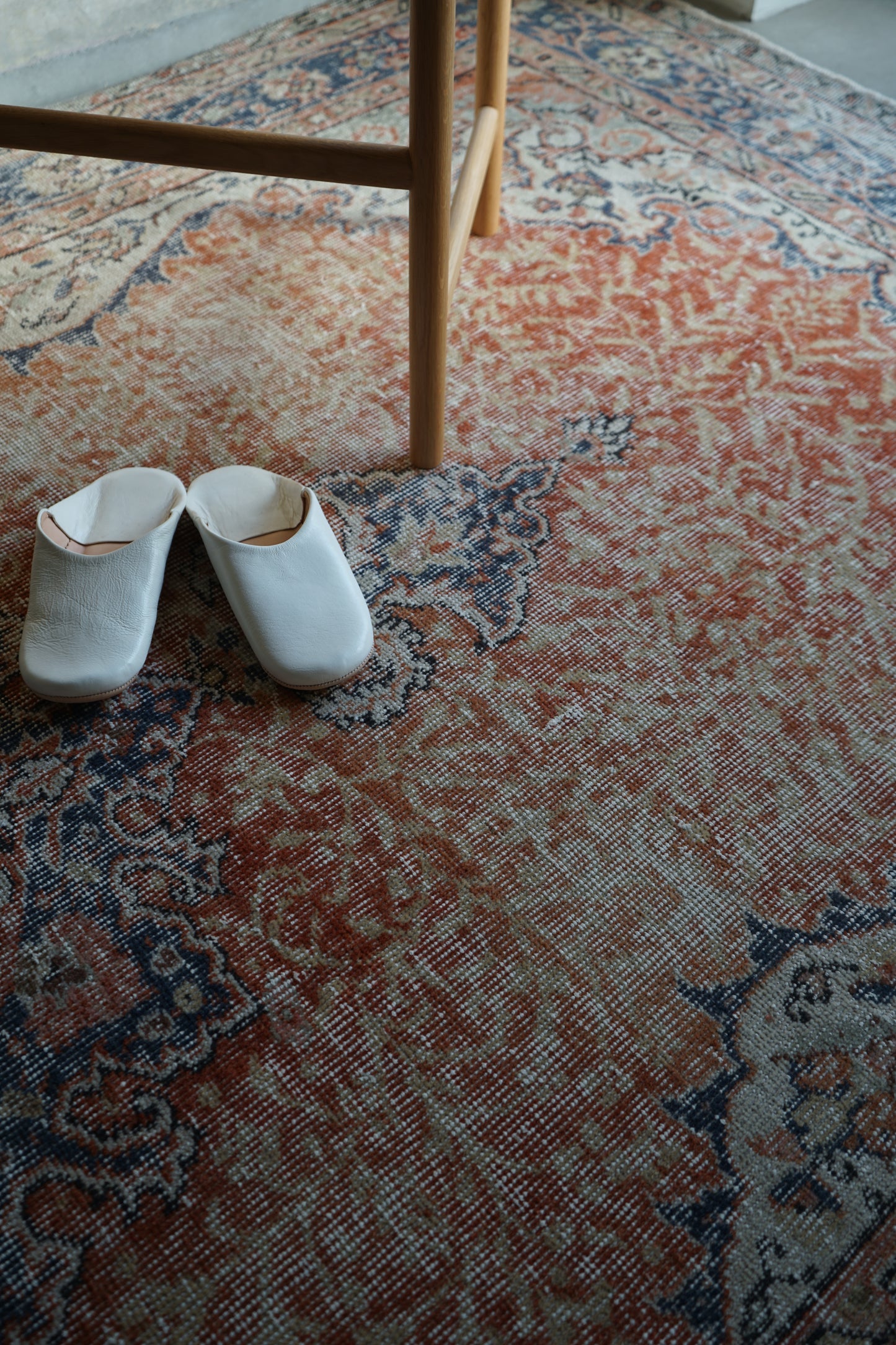 TURKEY OLD ISPARTA ORANGE 1970年代 272 × 161 cm No.TR25198