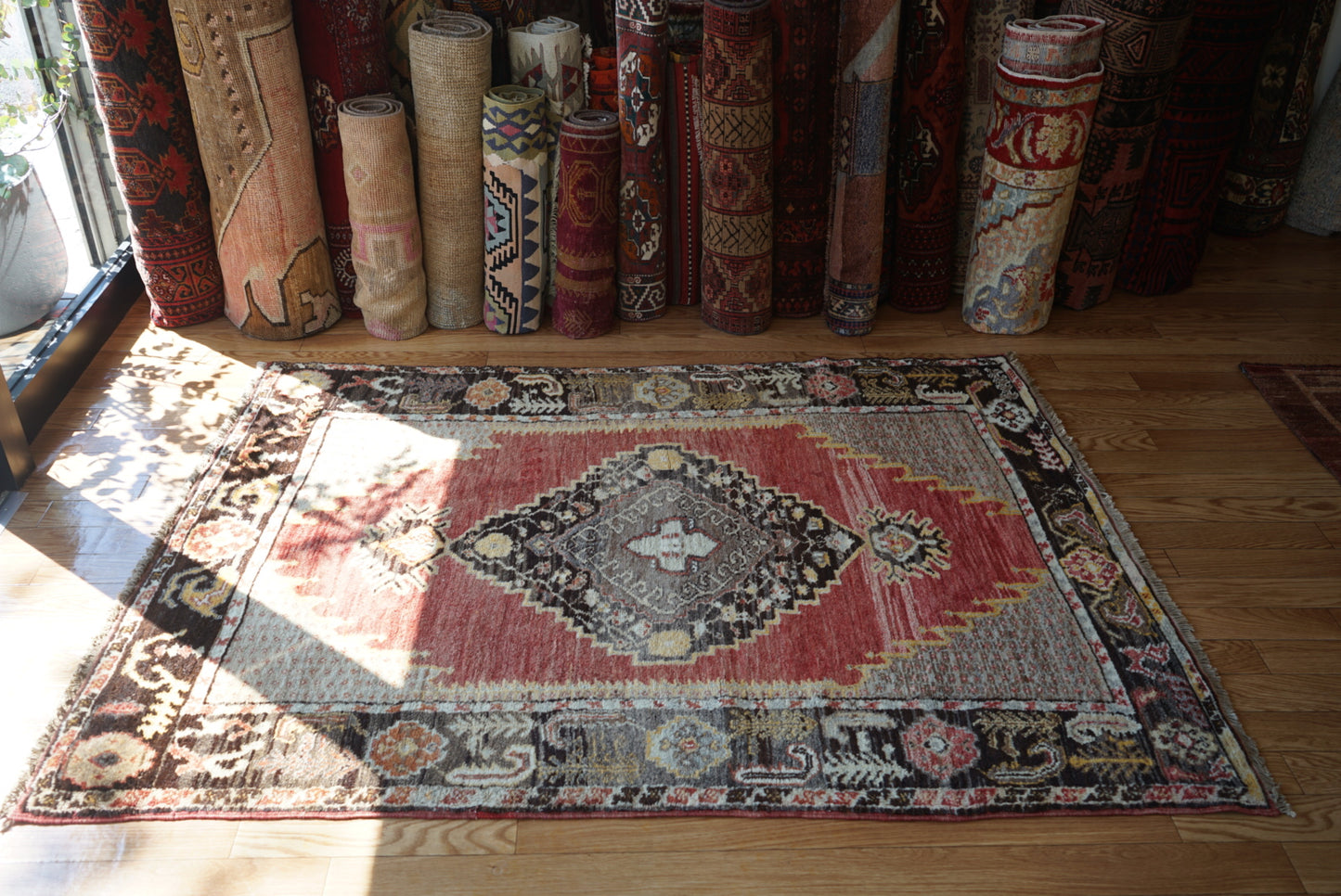TRIBAL RUG TURKEY OLD KONYA OUSHAK 1965年代 164 × 115 cm No.TR25194