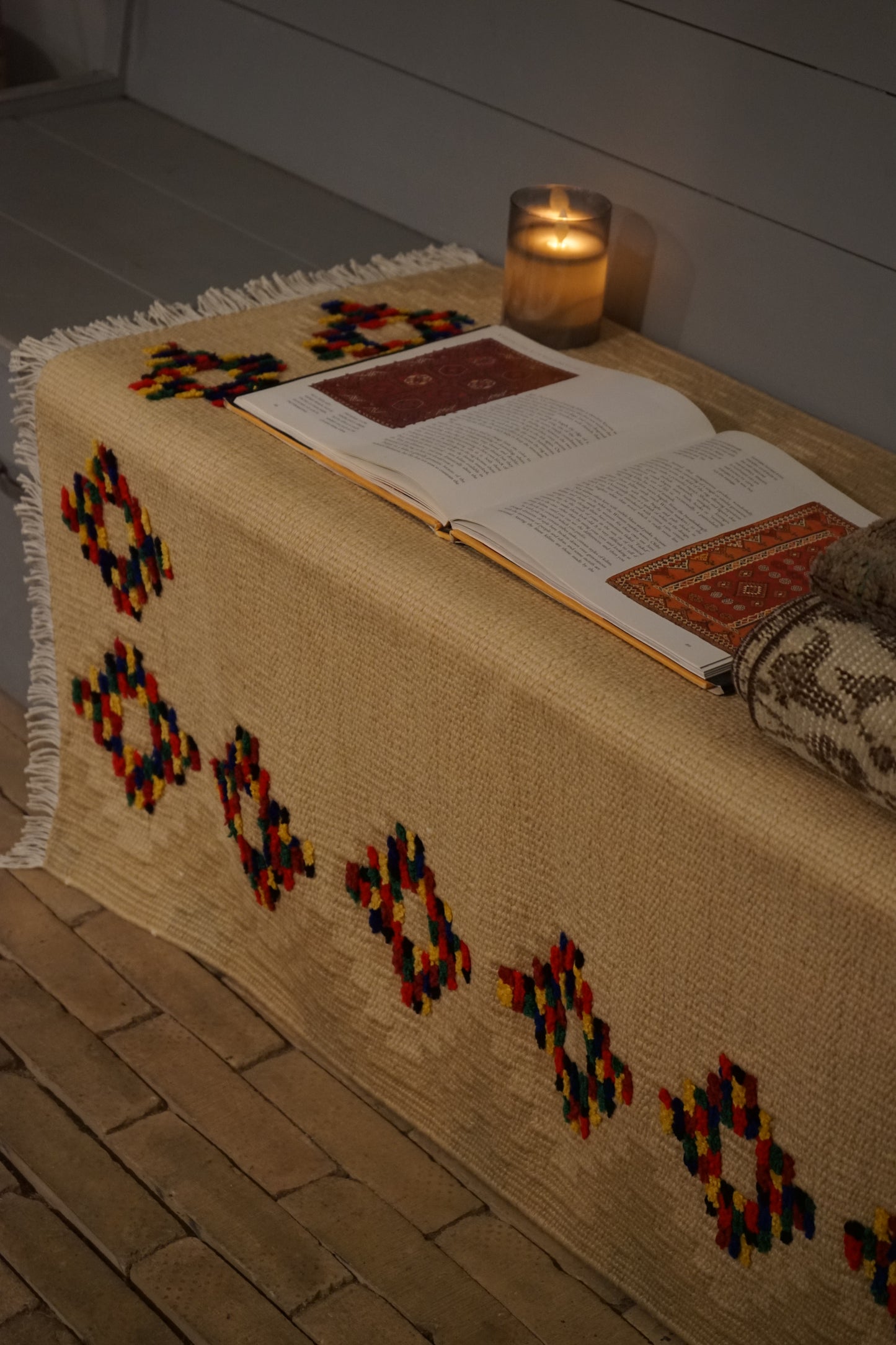 TURKEY VINTAGE KILIM DOT FLOWER 1980年代 125 × 80 cm No.TR25195