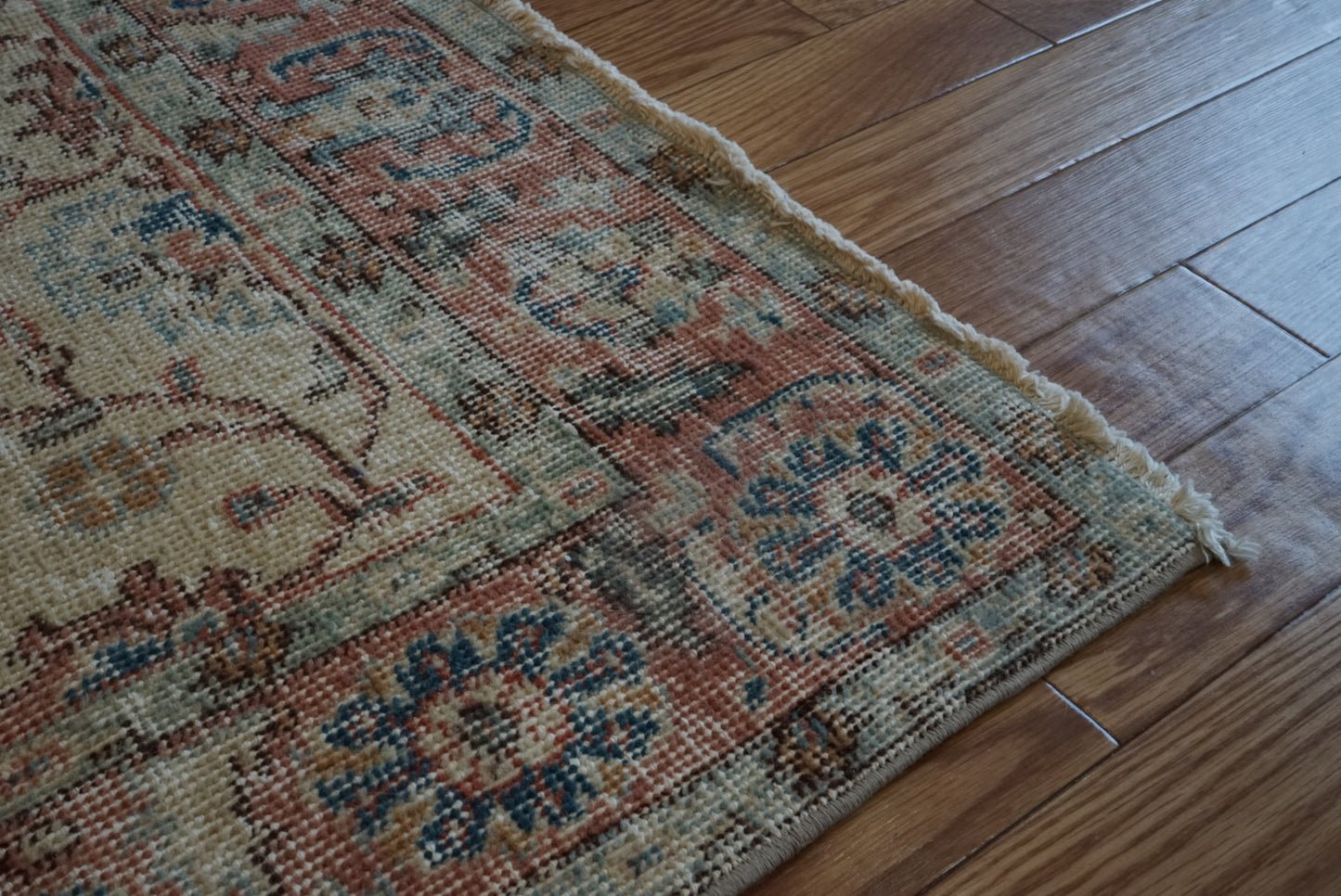 Türkiye Old Isparta Ancient Beige Floral 1970年代 214 × 114.5 cm No.TR25436