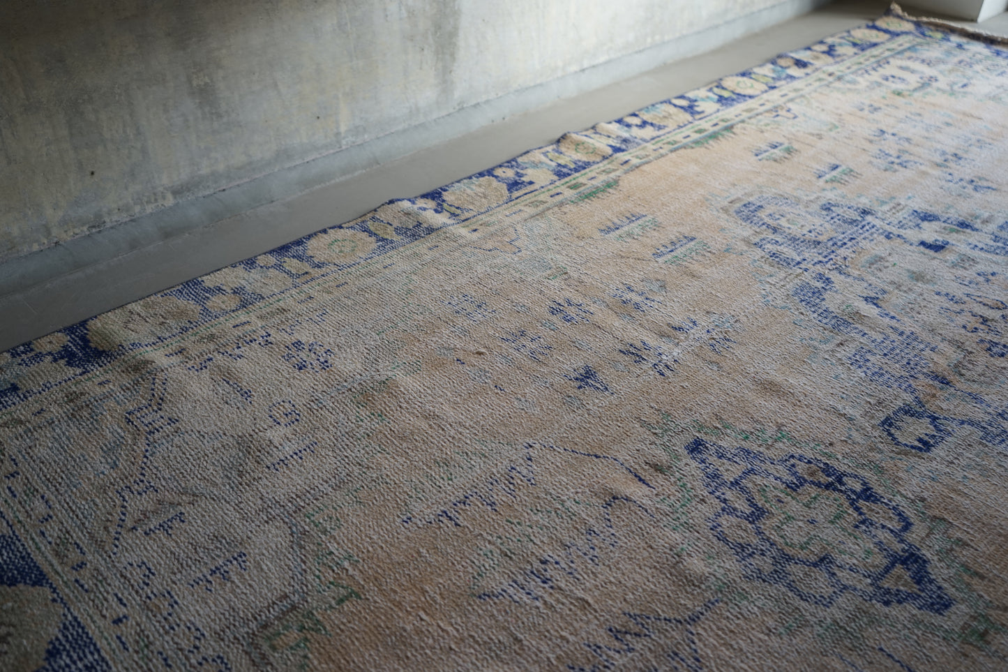 Türkiye Old Isparta Beige Blue 1970年代 246 × 159 cm No.TR25226