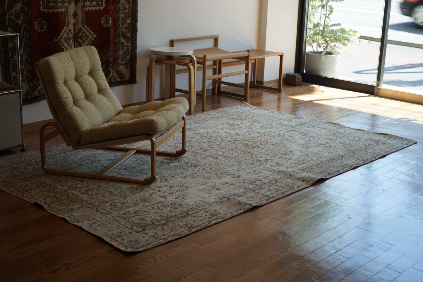 Türkiye Old Isparta Medallion Sweet Beige 1960年代 262.5 × 159.5 cm No.TR25401