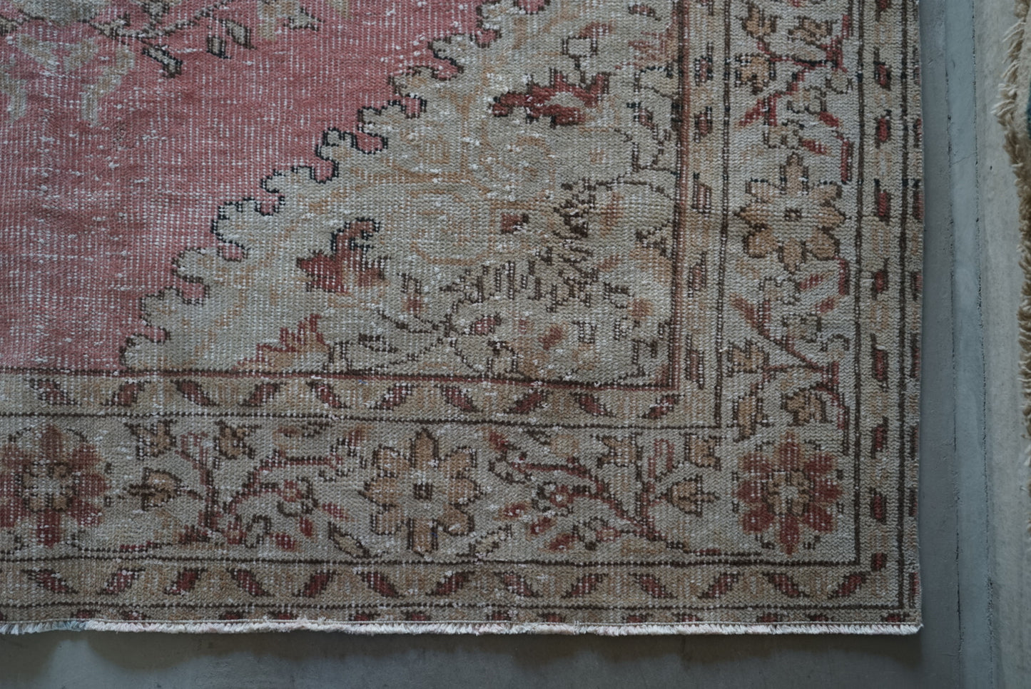 Türkiye Old Isparta Pink 1970年代 312 × 182 cm No.TR25266