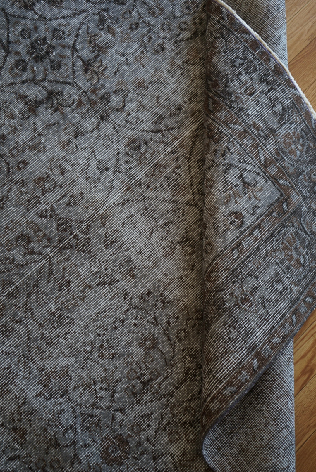 Türkiye Old Isparta Gray , Brown Overdye 1960年代 259 × 162.5 cm No.TR25403