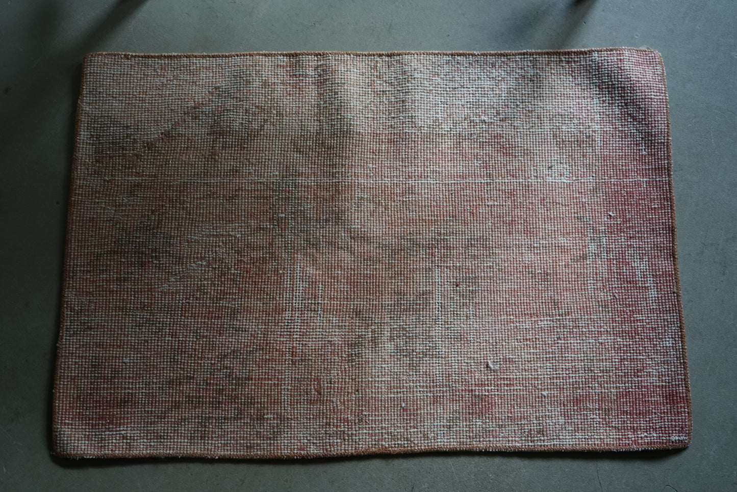 TURKEY VINTAGE SMALL RUG PALE RED 74 × 50 cm No.TR25160