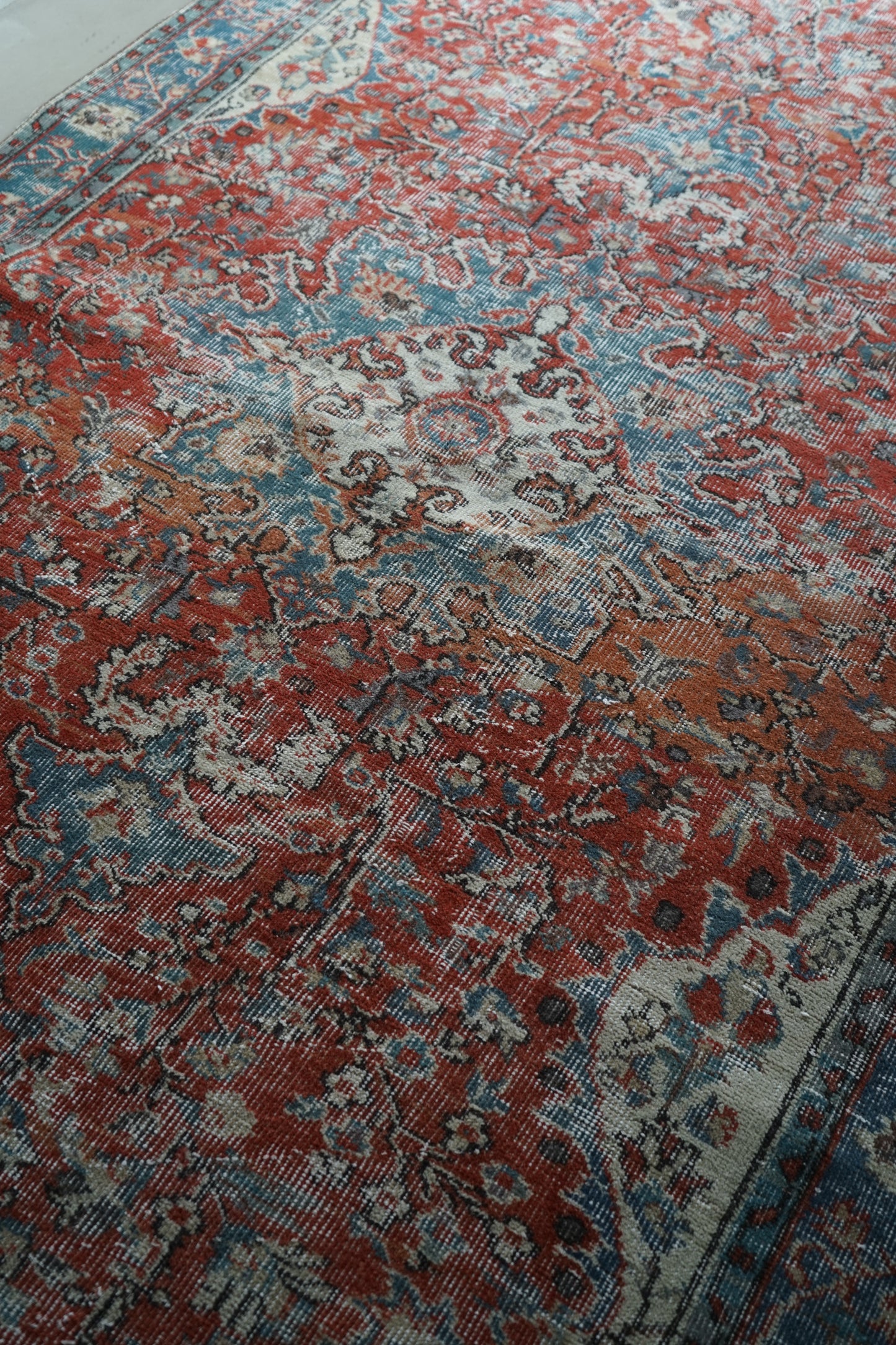 TURKEY OLD ISPARTA TURQUOISE RED 1970年代 261 × 155 cm No.TR25212