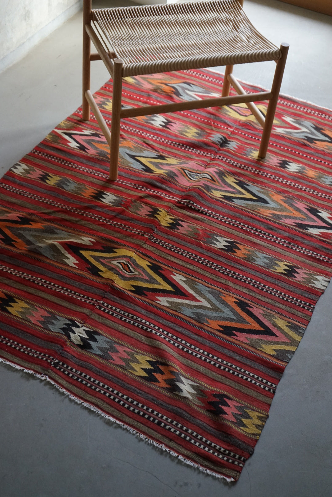 TURKEY BALKAN OLD KILIM 1950-1960年代 159 × 116 cm