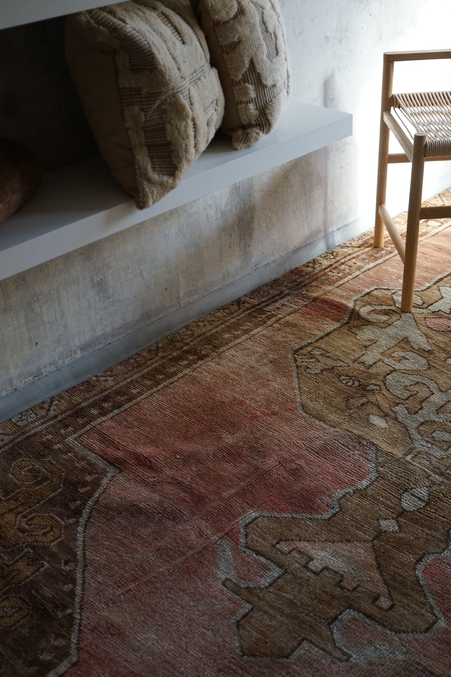 TURKEY OLD OUSHAK SALMON PINK 1970年代 286 × 162 cm No.TR25197