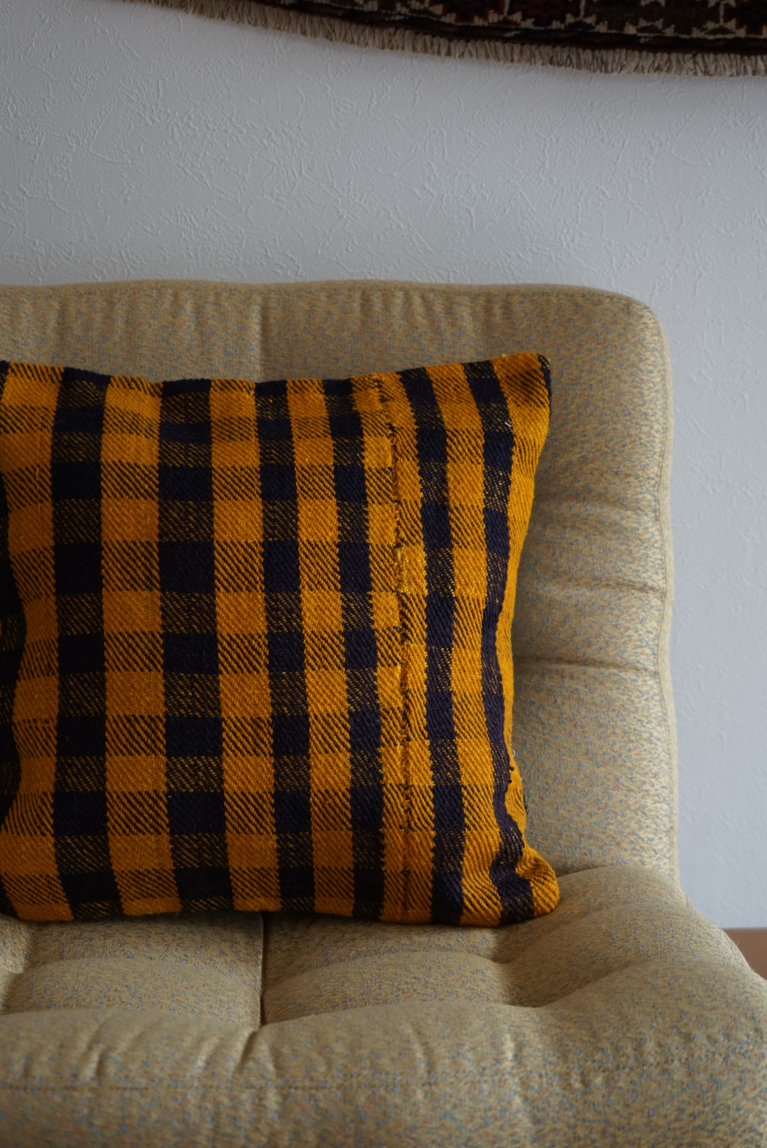 Türkiye Old Kilim Cushion Cover Yellow , Navy Checker Design 45 × 45 cm No.TR25530 / 国内送料無料・羊毛手織りキリム