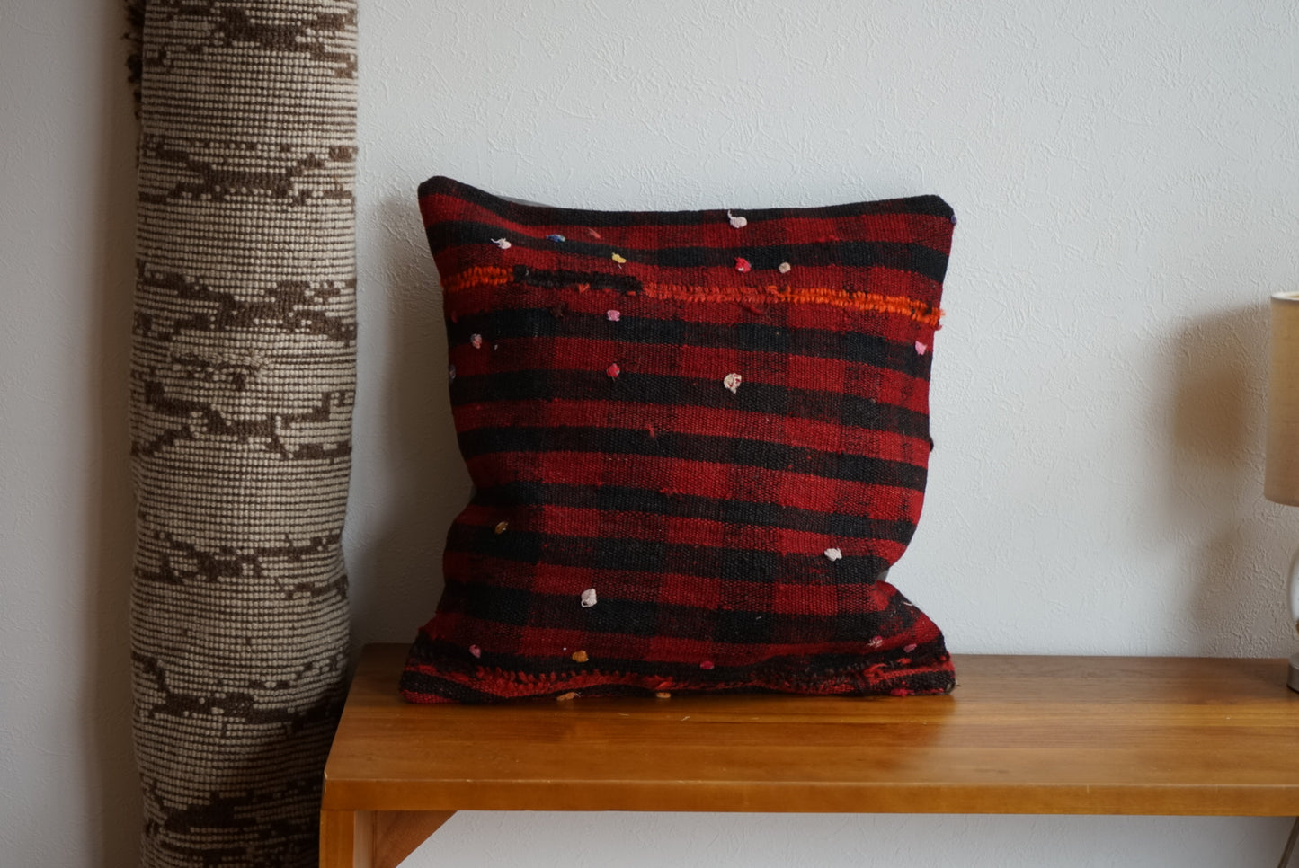 Türkiye Old Kilim Cushion Cover Stripe & Charm Design Red , Black 45 × 45 cm No.TR25532 / 送料無料・羊毛手織りキリム
