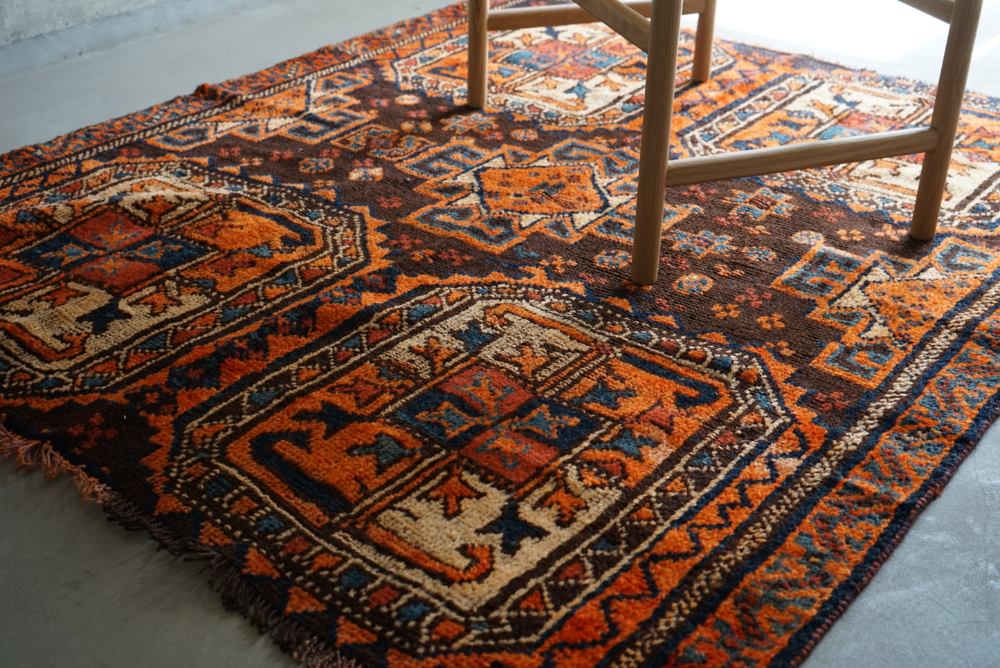 店頭販売 IRAN ANTIQUE SHIRAZ LORI 1860年代 142 × 123 cm