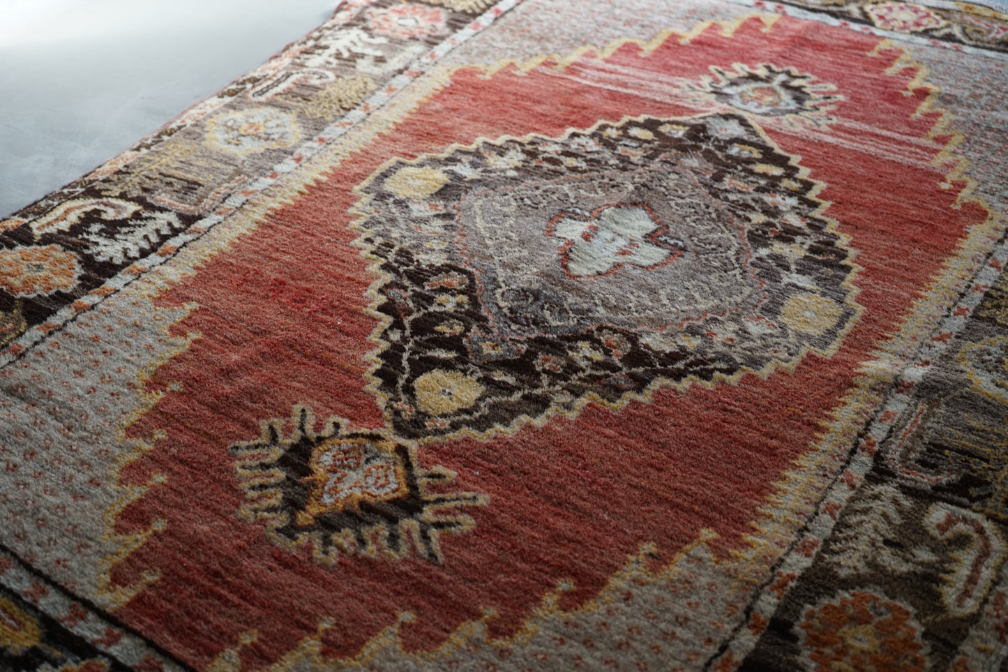 TRIBAL RUG TURKEY OLD KONYA OUSHAK 1965年代 164 × 115 cm No.TR25194