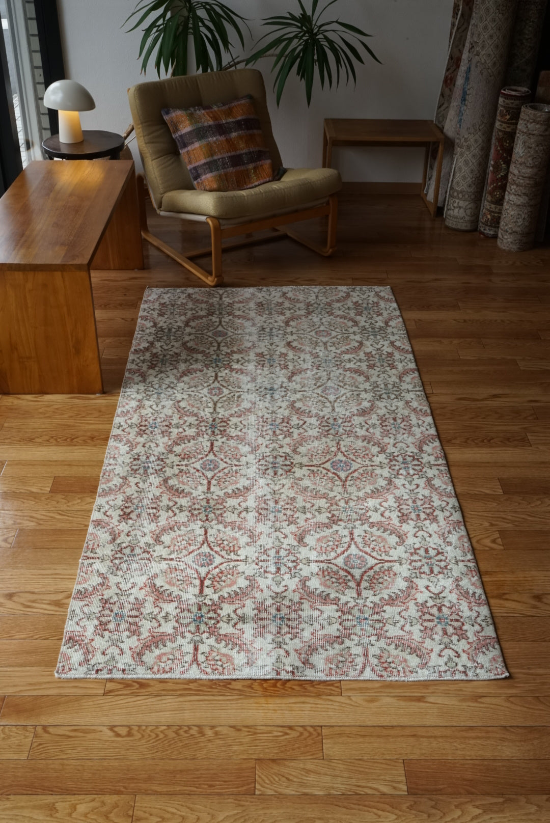 Türkiye Old Isparta Beige , Rose Pink , Botanical 1970年代 194 × 97 cm No.TR25452 / 国内送料無料