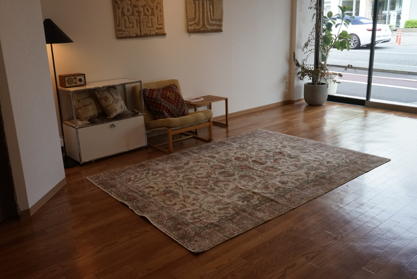 Türkiye Old Isparta Medallion Beige , Green , Rose Red 1960年代 231 × 165 cm No.TR25477 / 国内送料無料