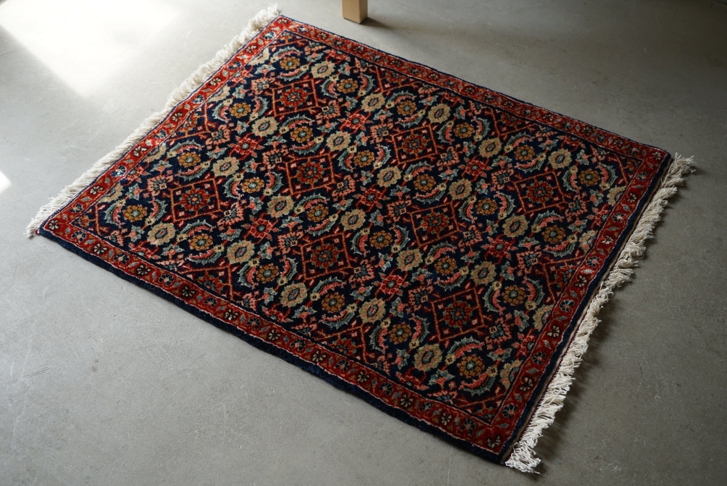 店頭販売 IRAN ANTIQUE BIJAR RIZ MAHI 1900年代 76×62cm