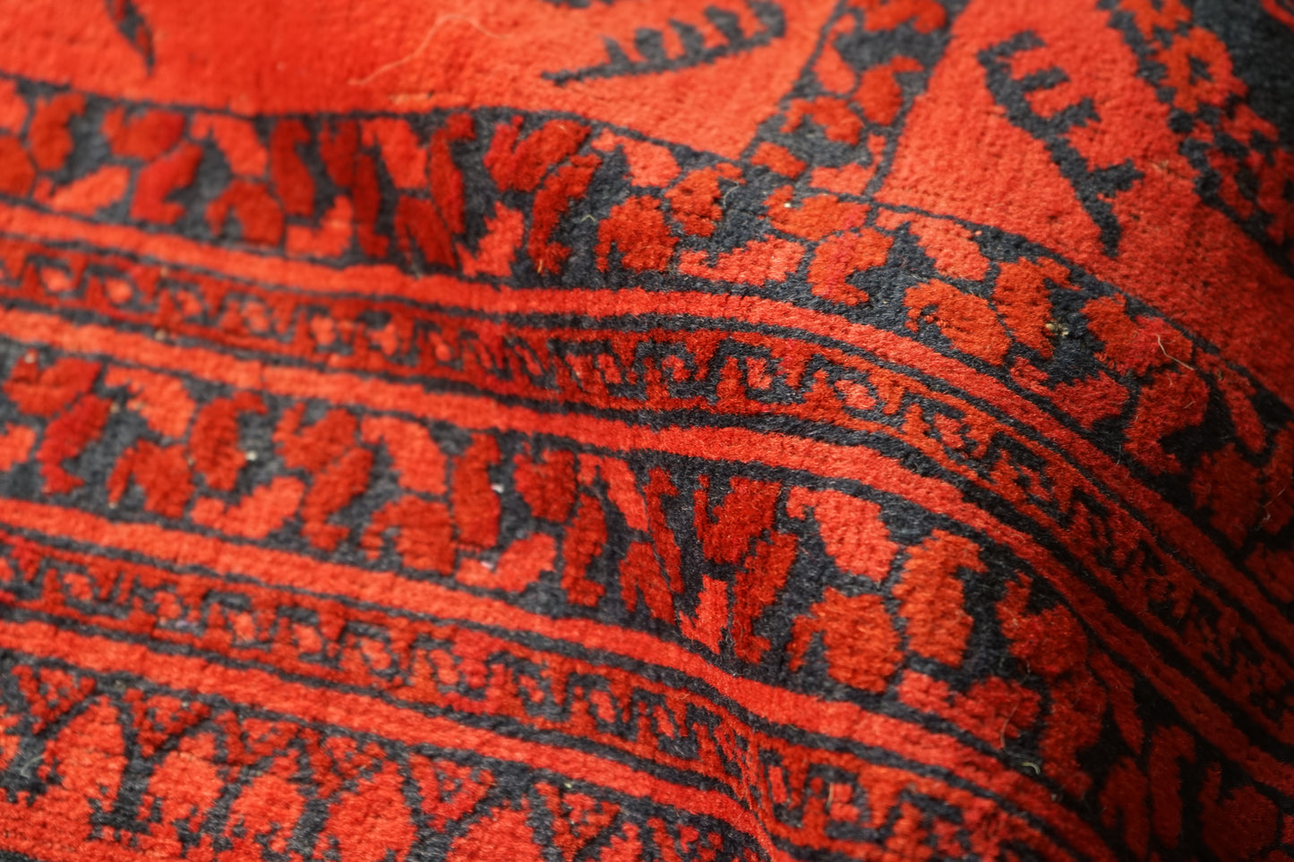 AFGHANISTAN OLD TURKMEN ELEPHANT FOOT 1970年代 112 × 75 cm No.AF2515