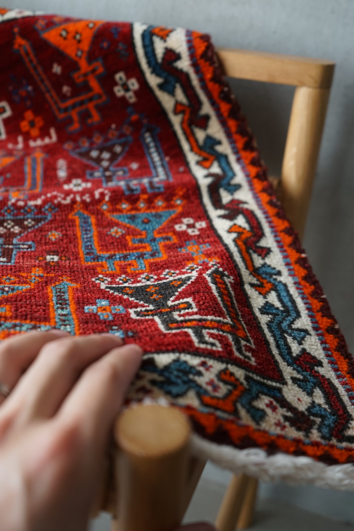 IRAN ANTIQUE SHIRAZ QASHQAI 1920年代 59 × 57 cm