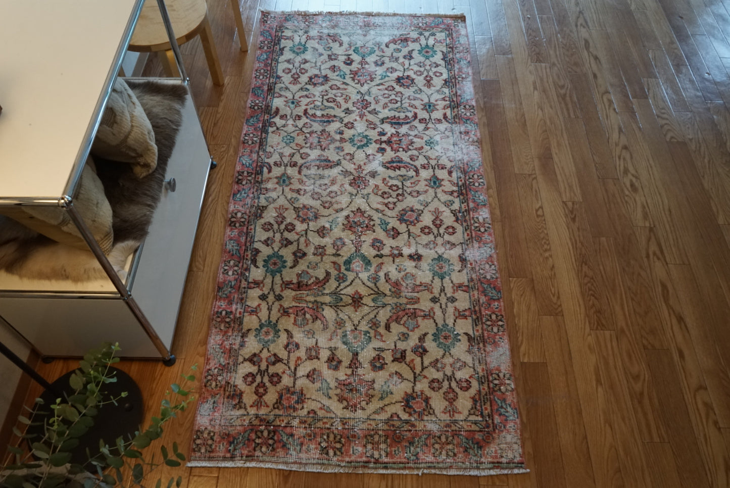 Türkiye Old Isparta Beige , Rose Pink , Emerald Green Floral 1970年代 194 × 92 cm No.TR25451