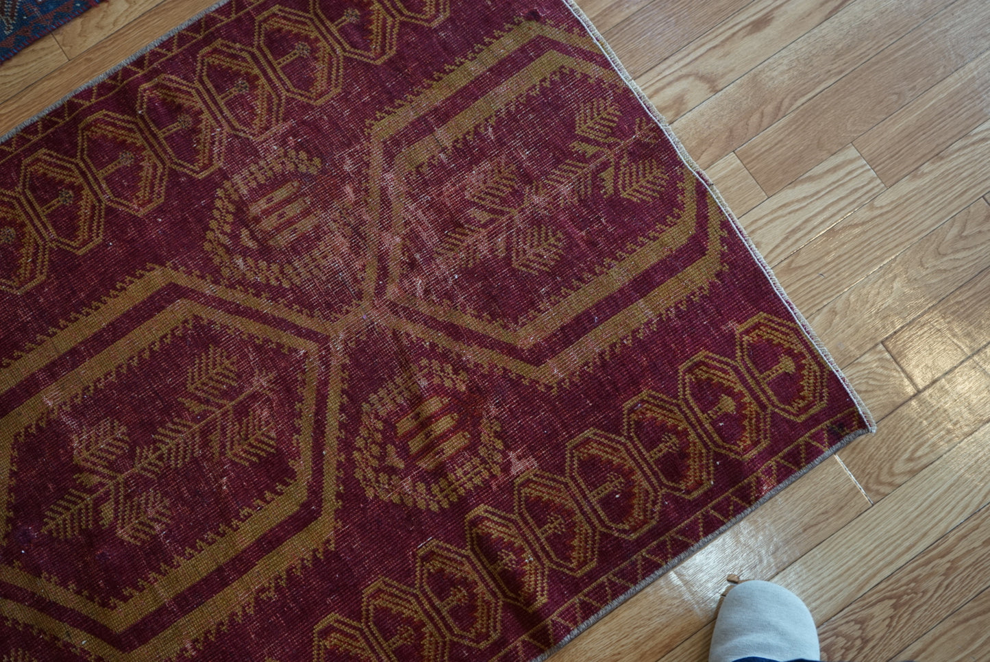 Türkiye Old Oushak Red 110 × 92.5 cm No.TR25330