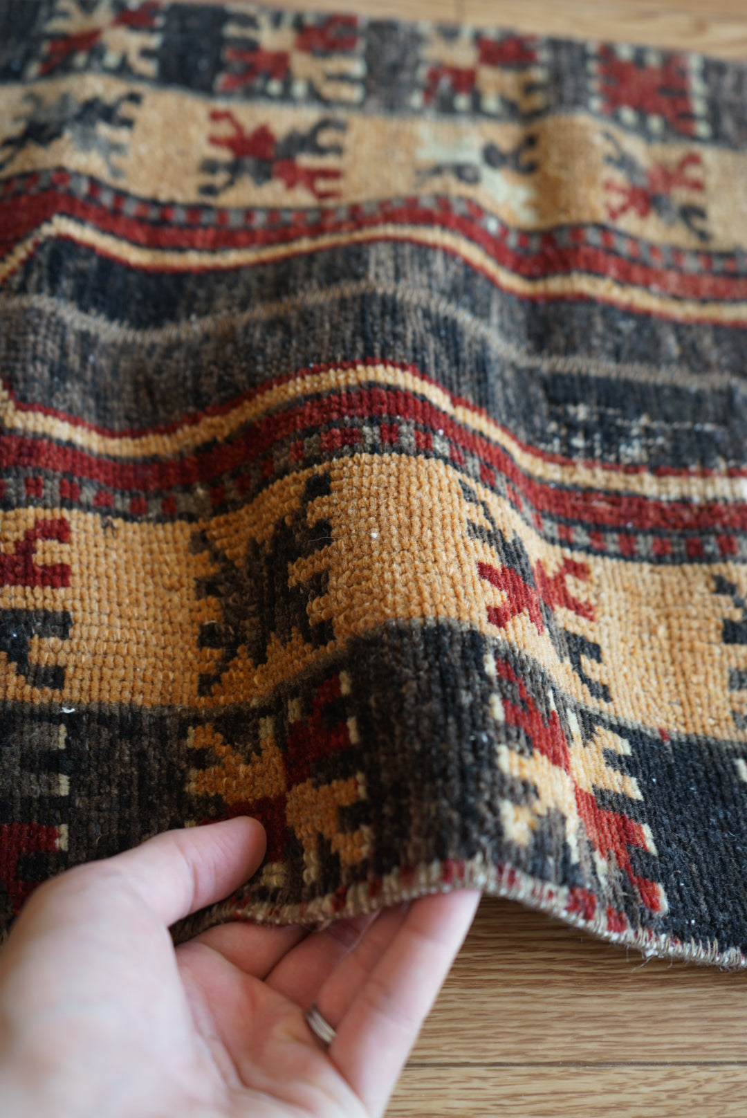 Türkiye Vintage Patchwork Black , Red , Yellow 1980年代 81 × 46 cm No.TR25405