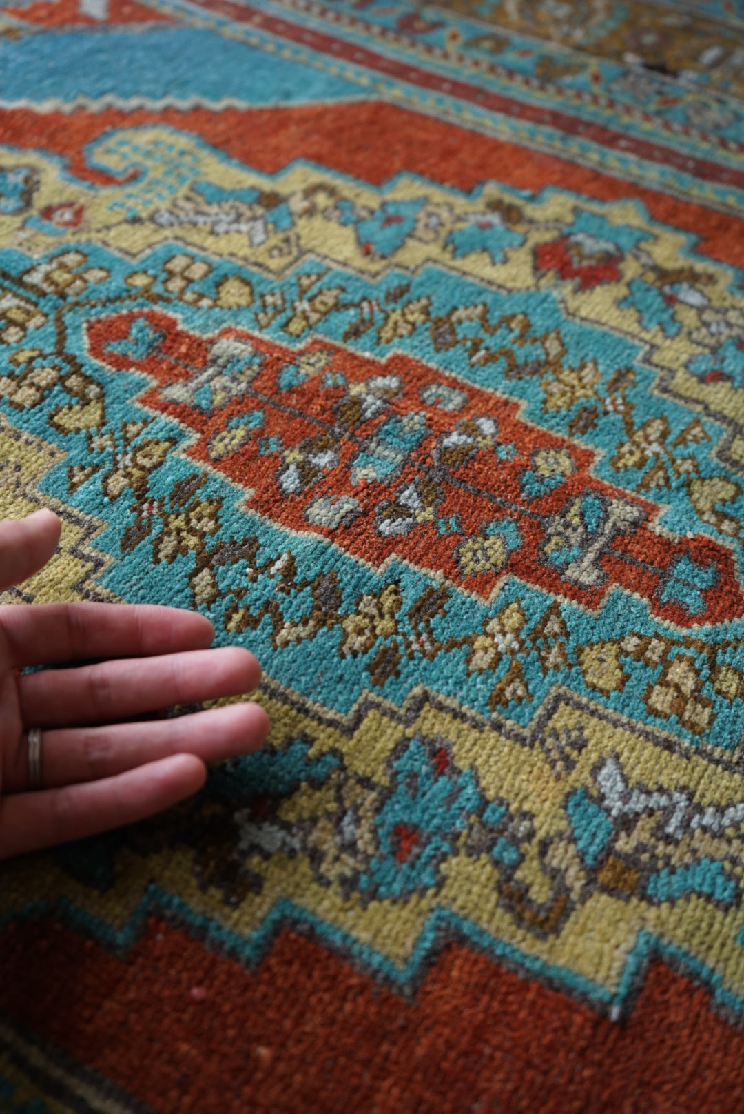 Türkiye Old Oushak Shabby Turquoise Medallion 162 × 109 cm No.TR25333
