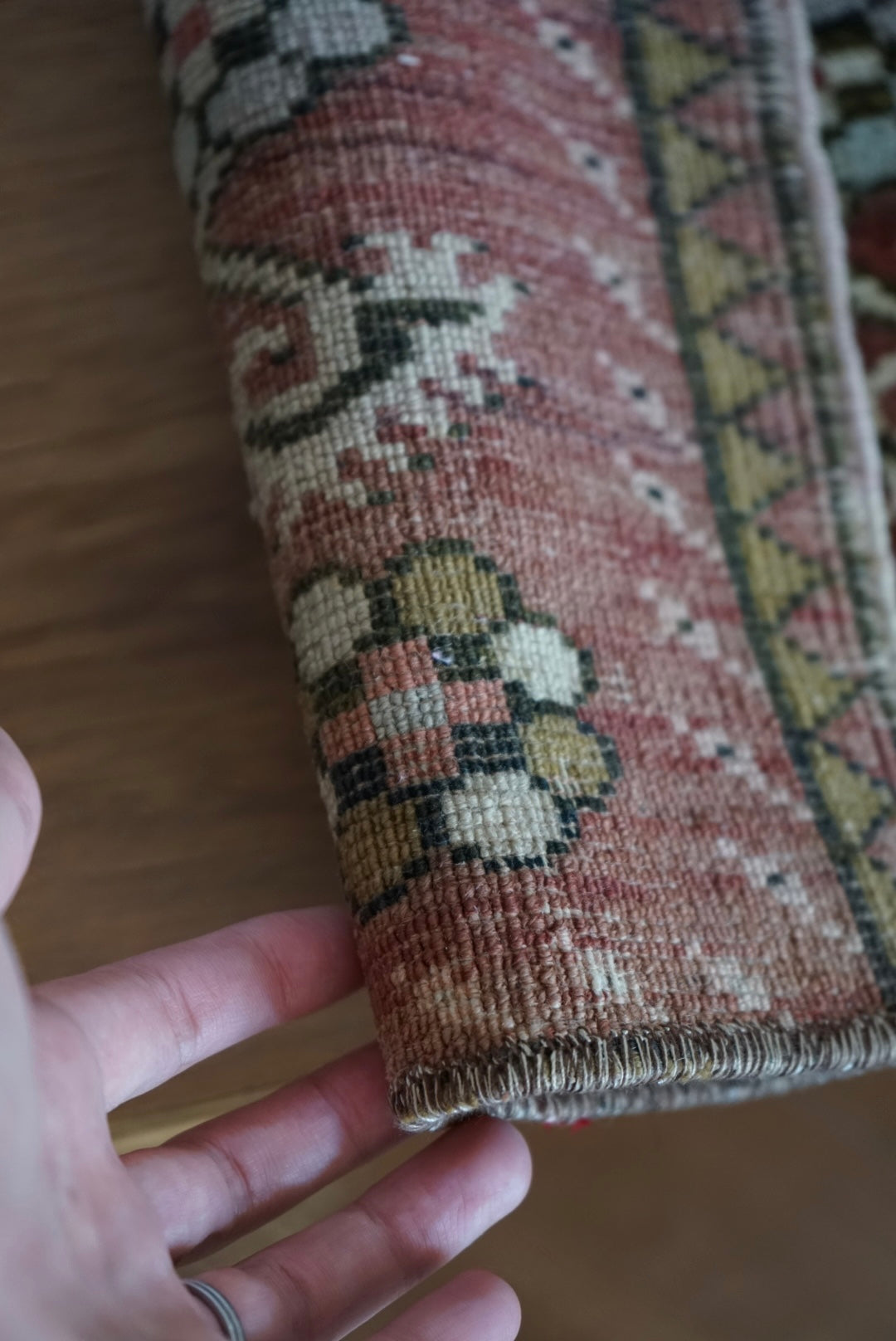 Türkiye Old Oushak 1970年代 42 × 37.5 cm No.TR25536 / 国内送料無料・羊毛手織り絨毯