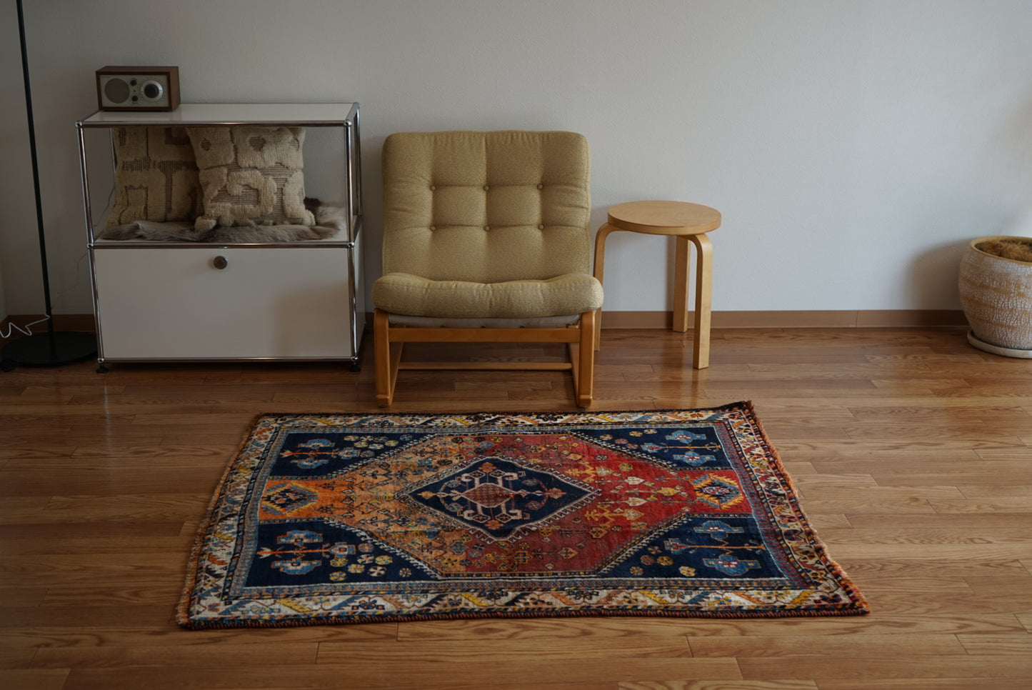店頭販売 IRAN ANTIQUE QASHQAI BOLVALDI 1860年代 136 × 108 cm / 4'4" × 3'5" ft