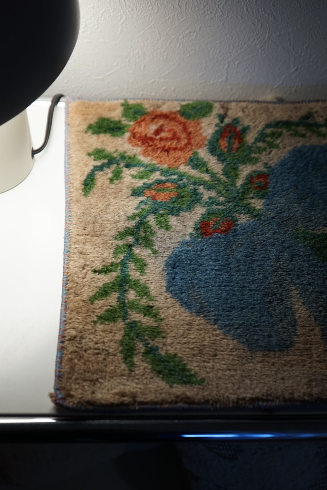 Türkiye Old Oushak Bouquet 1970年代 34.5 × 31 cm No.TR25537 / 国内送料無料・羊毛手織り絨毯