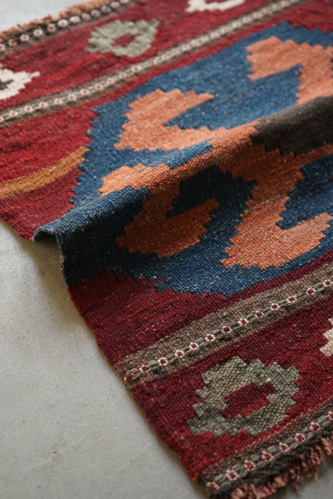 Türkiye Old Kilim Small size 1970年代 52 × 50 cm No.TR25234