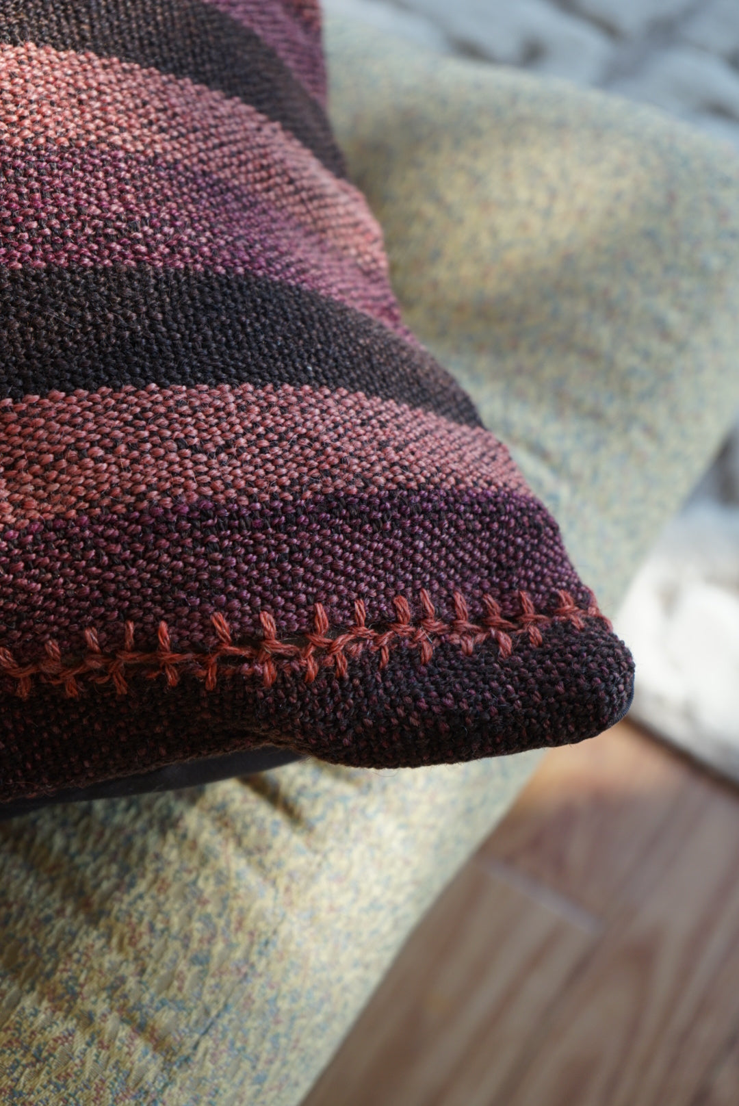 Türkiye Old Kilim Cushion Cover Purple , Pink , Black Stripe Design 51 × 49 cm No.TR25559 / 送料無料・羊毛手織りキリム