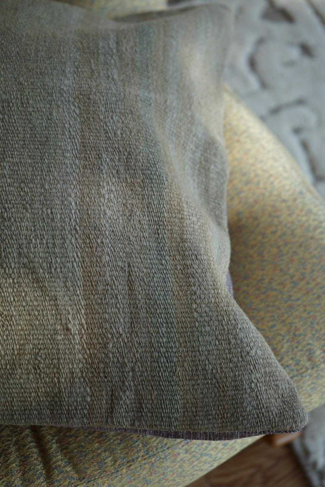 Türkiye Old Kilim Cushion Cover Sage Green Stripe Design 46 × 45 cm No.TR25562 / 送料無料・羊毛手織りキリム