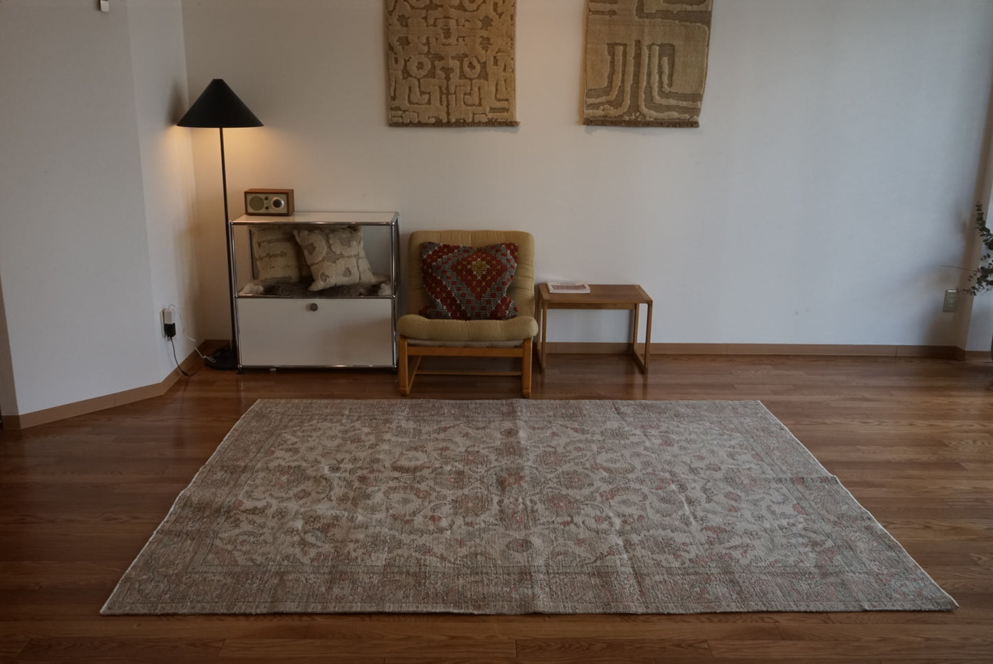 Türkiye Old Isparta Medallion Beige , Green , Rose Red 1960年代 231 × 165 cm No.TR25477 / 国内送料無料