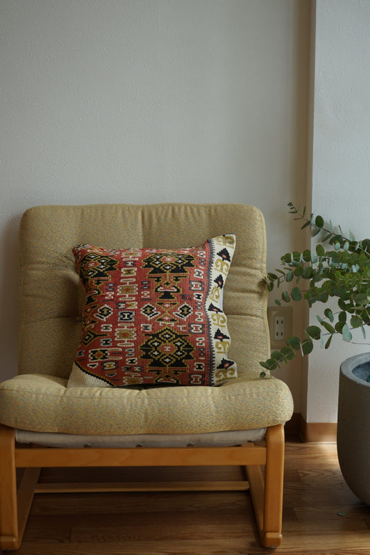 Türkiye Old Kilim Cushion Cover Red Tribal Design 43 × 42 cm No.TR25437