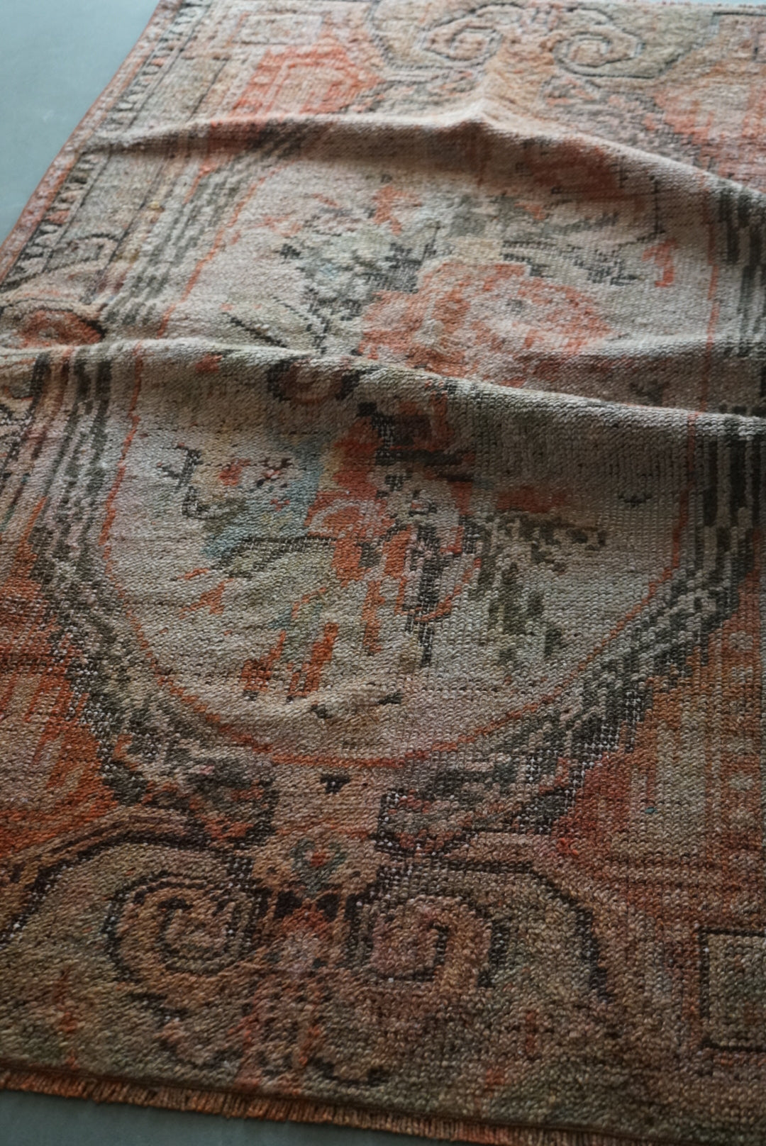 TURKEY OLD ISPARTA ROSE FLOWER 1950-1960年代 161 × 107.5 cm No.TR25129