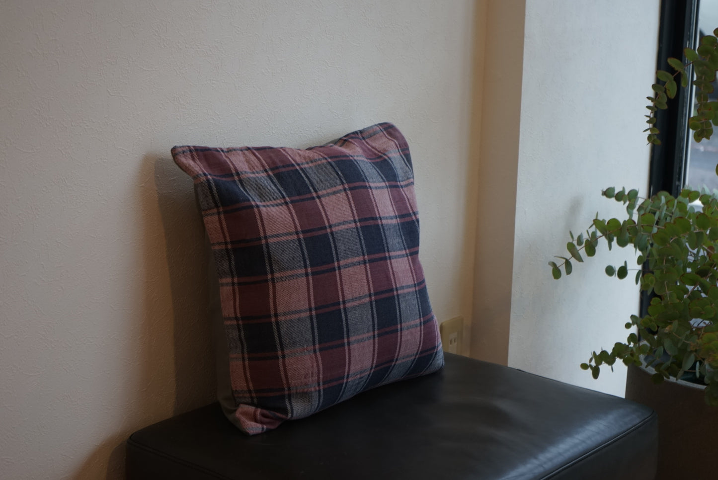 Türkiye Old Kilim Cushion Cover Checker Purple , White , Navy 51 × 50 cm No.TR25397