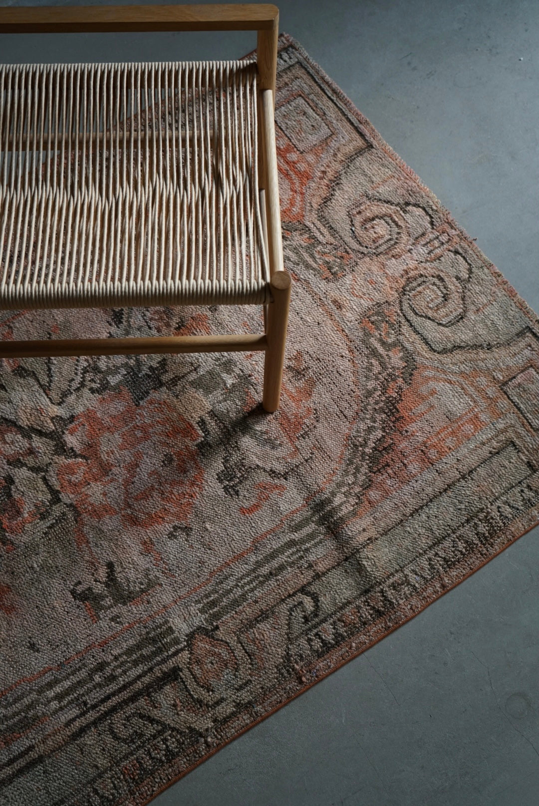 TURKEY OLD ISPARTA ROSE FLOWER 1950-1960年代 161 × 107.5 cm No.TR25129