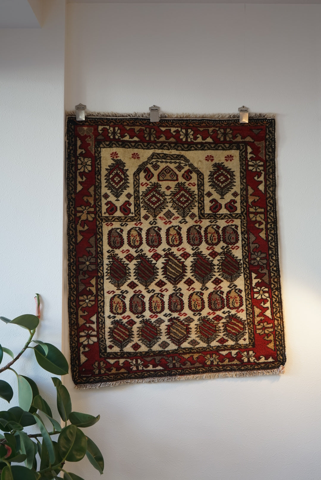 Türkiye Old Anatolia Kid's Prayer rug "Armond" 1960年代 92 × 78 cm No.TR25322