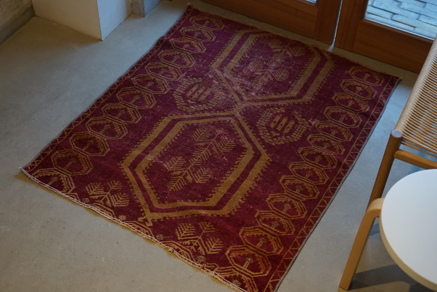 Türkiye Old Oushak Red 110 × 92.5 cm No.TR25330
