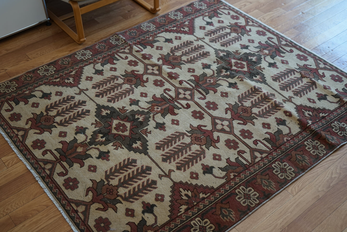 店頭販売 Türkiye Old Oushak Beige , Brown , Green 1970年代 164.5 × 143.5 cm No.TR25429