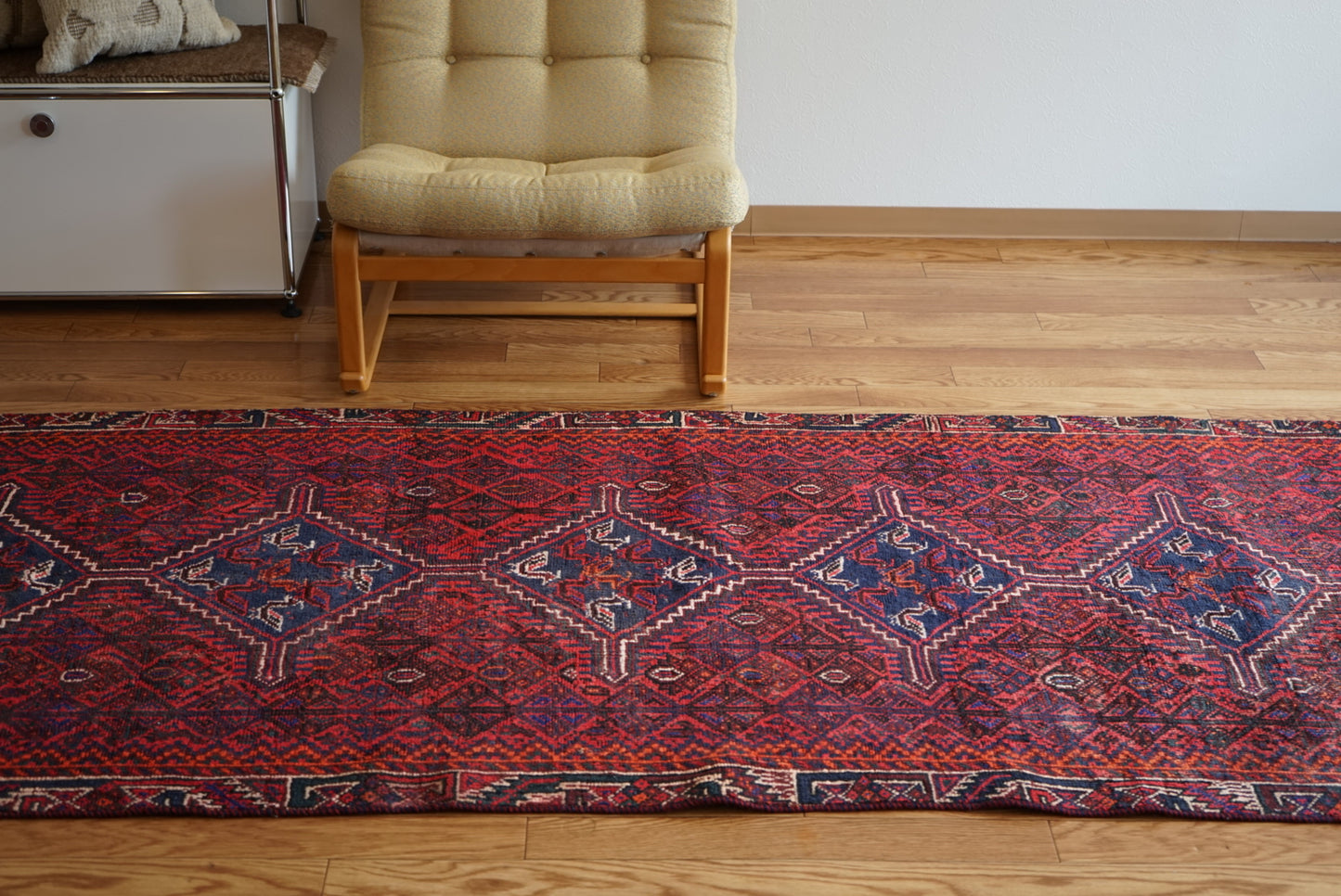 店頭販売 IRAN ANTIQUE SHIRAZ KHAMSEH RUNNER 1920年代 284 × 98 cm / 9'3" × 3'2" ft